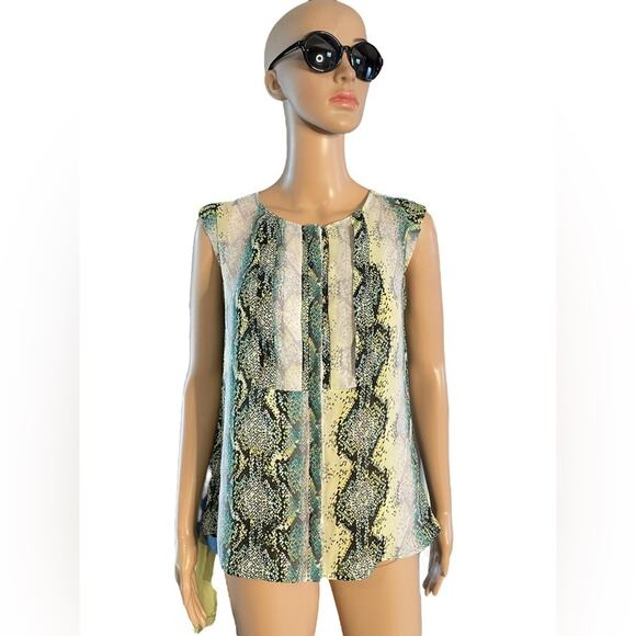 Worthington Tops - Worthington Sleeveless Blouse Womens P/M Green Snake Skin Print Casual